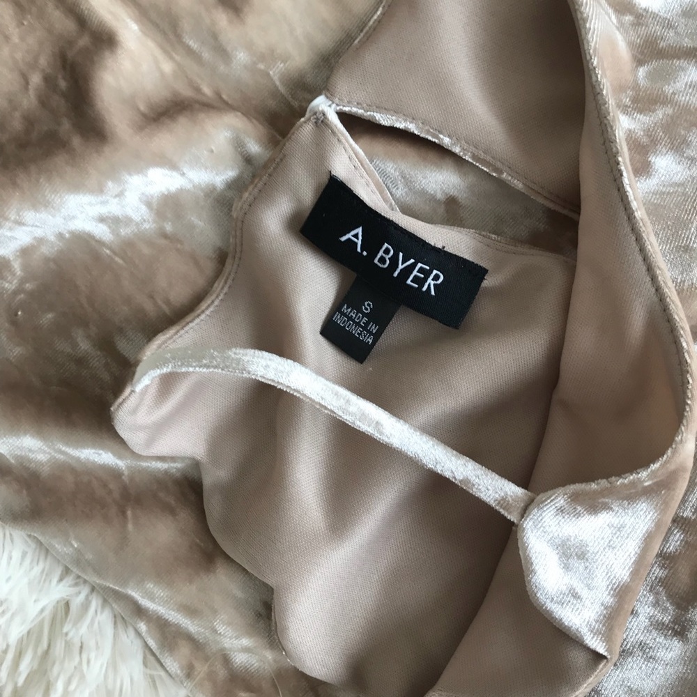 Cute A.byer suede top. New